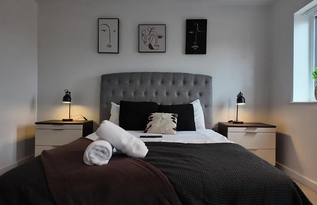 Stylish Stay In Vibrant Salford, Manchester!-1